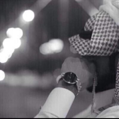 اللي  بقلبي يختلف  عن  كلامي
ما كل كيف الحال  قصدي  به الحال
احيان كيفگ تعني القلب  ضامي 
واحيان وينگ  تعني  البعد قتــال
 #قروب_الاساطير_للدعم
#قروب_دانه_سهام_للدعم