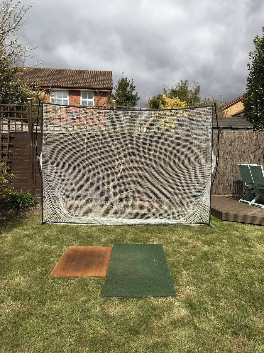 HartleyGolfShop's tweet photo. All set up and ready to go. First swings for a couple of weeks!!
#takeitsteady #feelingrusty #fore https://t.co/b8faoeVtZH
