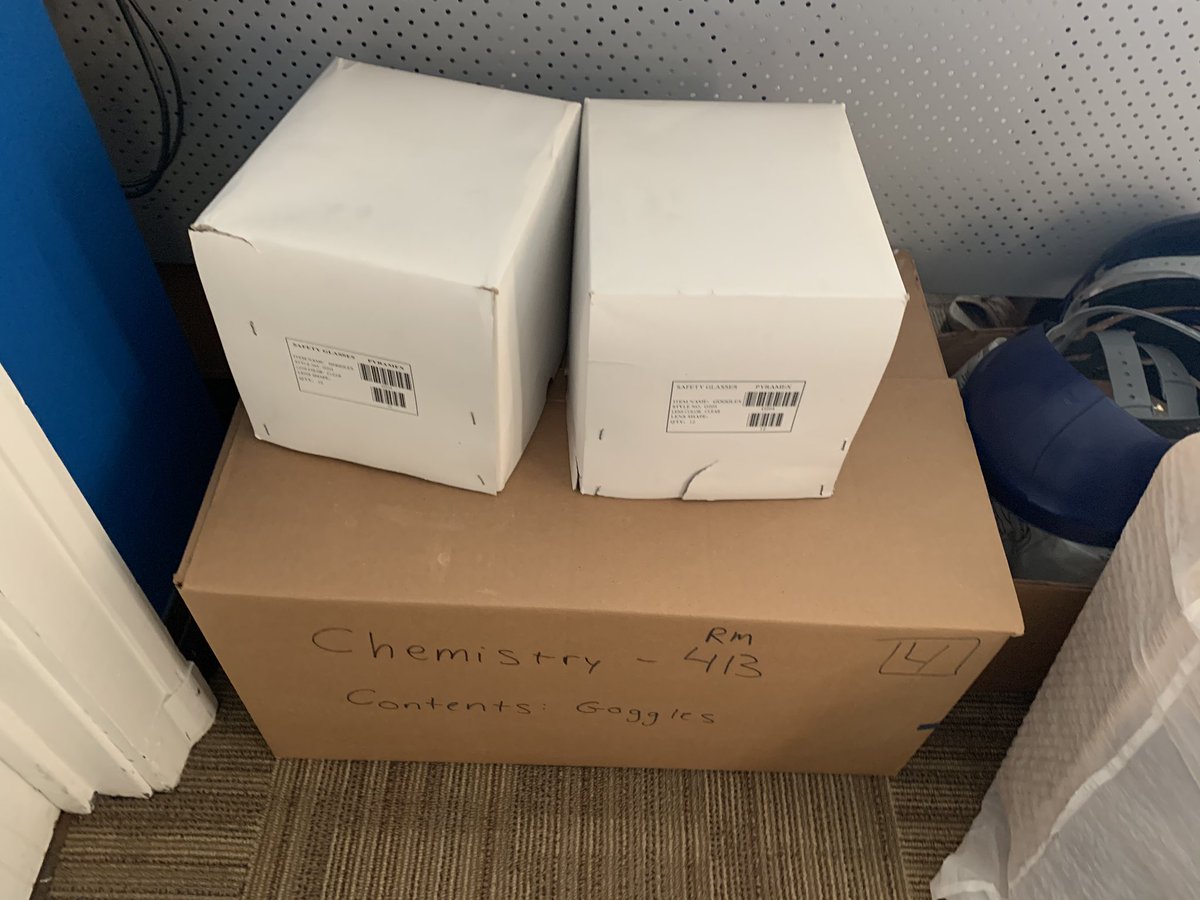 JenniferMSutton's tweet photo. #vonpride for @vonsteubenmsc science teachers for identifying supplies of vital PPE for @SwedishChicago! Safety goggles and gloves are going to help sav lives so medical staff to do their job safely! More schools can support! @network14cps @ChiPubSchools @janicejackson @NEIU @NPU https://t.co/dyh2MSaRsJ