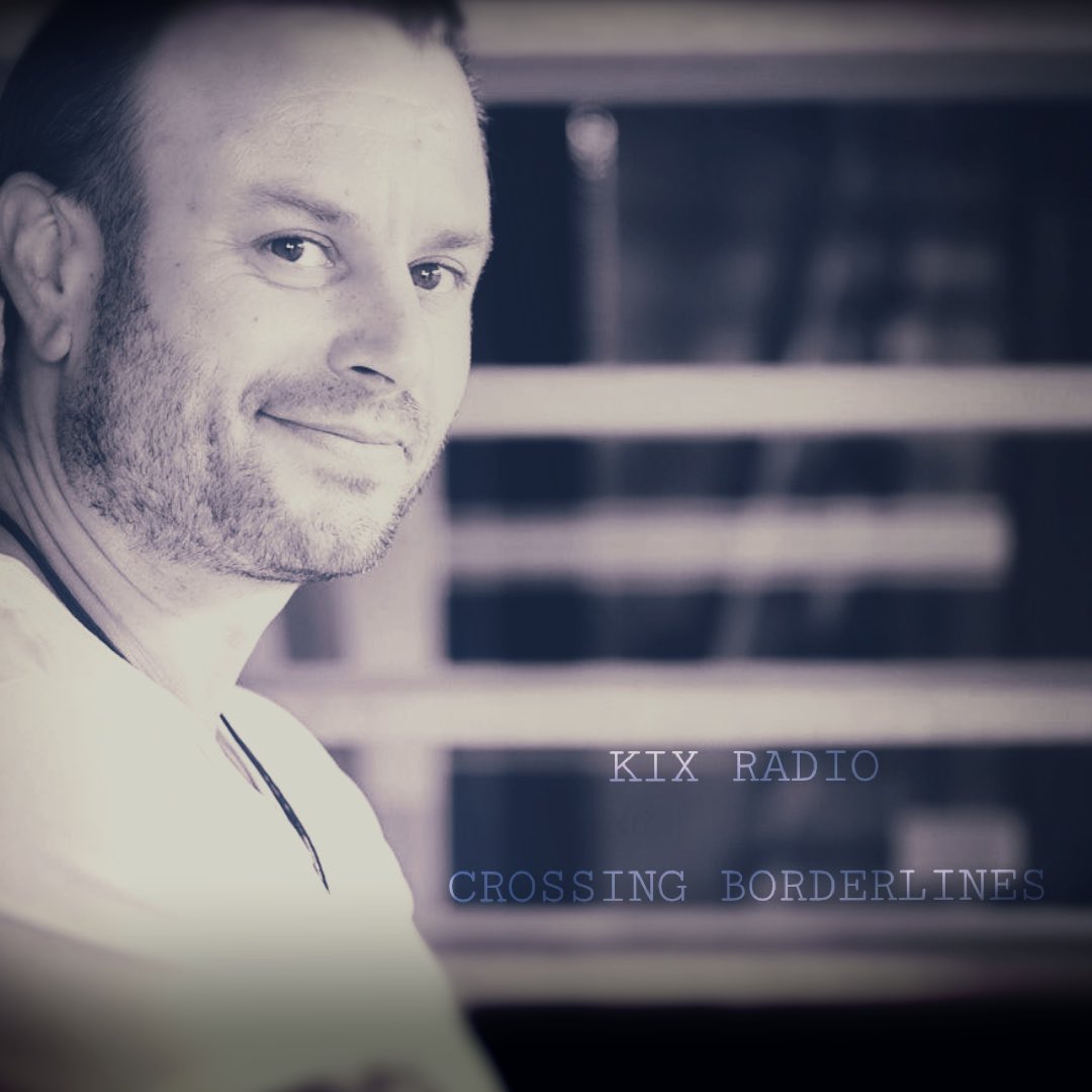 Every Thursday evening on <a href="/RadioKIXBelgium/">KIX</a> or 104.7fm (local), i’ll do my weekly storytelling in our program Crossing Borderlines ! Starting at 9pm.

#livestream: radiokix.be/live-stream/