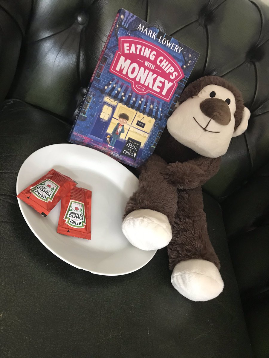 robyn_haque's tweet photo. Who ate all the chips 🐒 🍟 Happy Publication Day #EatingChipsWithMonkey #PublicationDay @PiccadillyPress https://t.co/ErRSrgxI37