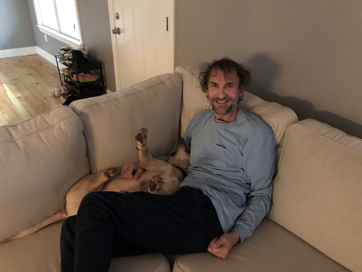 HES_Principal's tweet photo. Today is PETicures Day @HopewellES. Students, parents, and staff are invited to share photos of their pet or favorite stuffed friend. We'd like to introduce you to our family member, Tony๐ถ๐ฆดโฅ๏ธ.
We can't wait to meet your loved ones! #HESSpiritWeek https://t.co/ONeF0iRaAJ