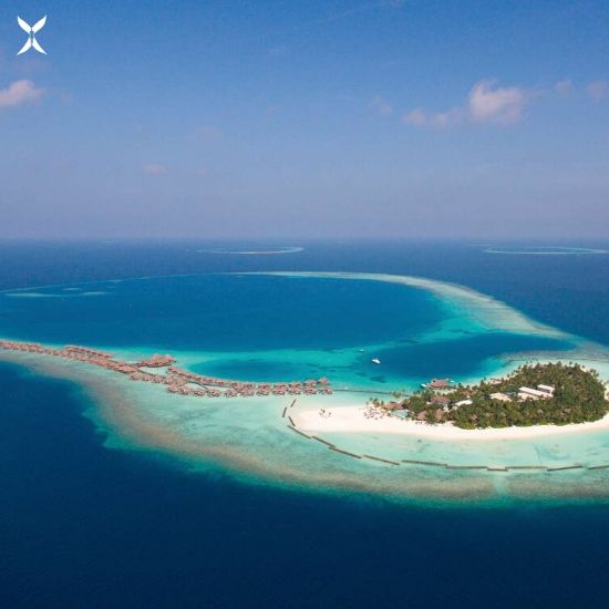 Halaveli is without contest one of the most beautiful islands of the Maldives, for the simple reason that it is by itself a lagoon within an atoll. thecuratorclub.com/halaveli
@constancehotels
#constanceresorts #constancehalaveli #maldives #employeewellness #employeeengagement