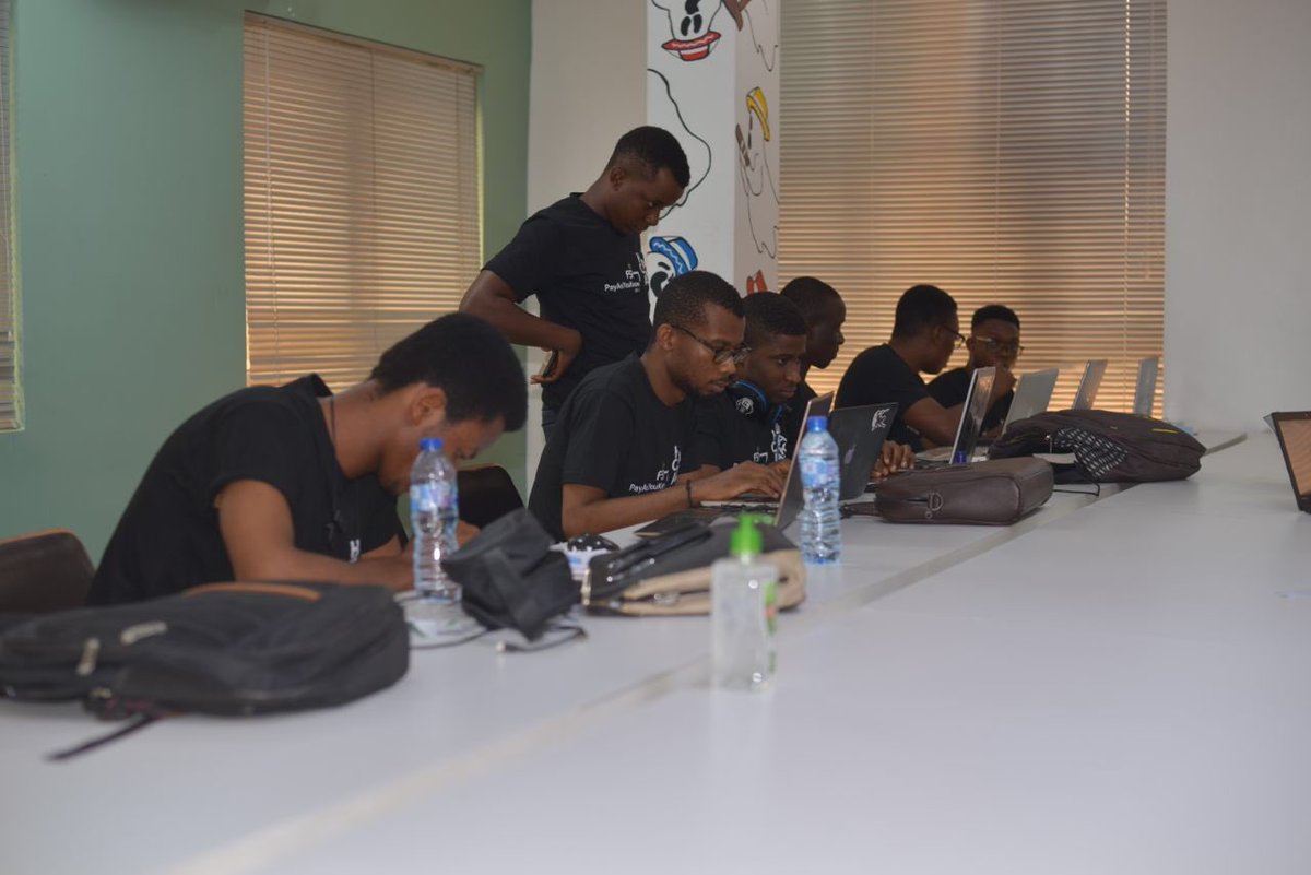 fsingr's tweet photo. In Q1 of 2020, we organized the maiden edition of the FSI Hackathon tagged “PayAsYouKnow”.
We are grateful to our sponsors, partners and the local tech community for coming together to make it work!
#FSI #FSIHackathon #PayAsYouKnow #Hackathon #Meetups #TBT #ThrowbackThursday https://t.co/Y95tdJRvU3