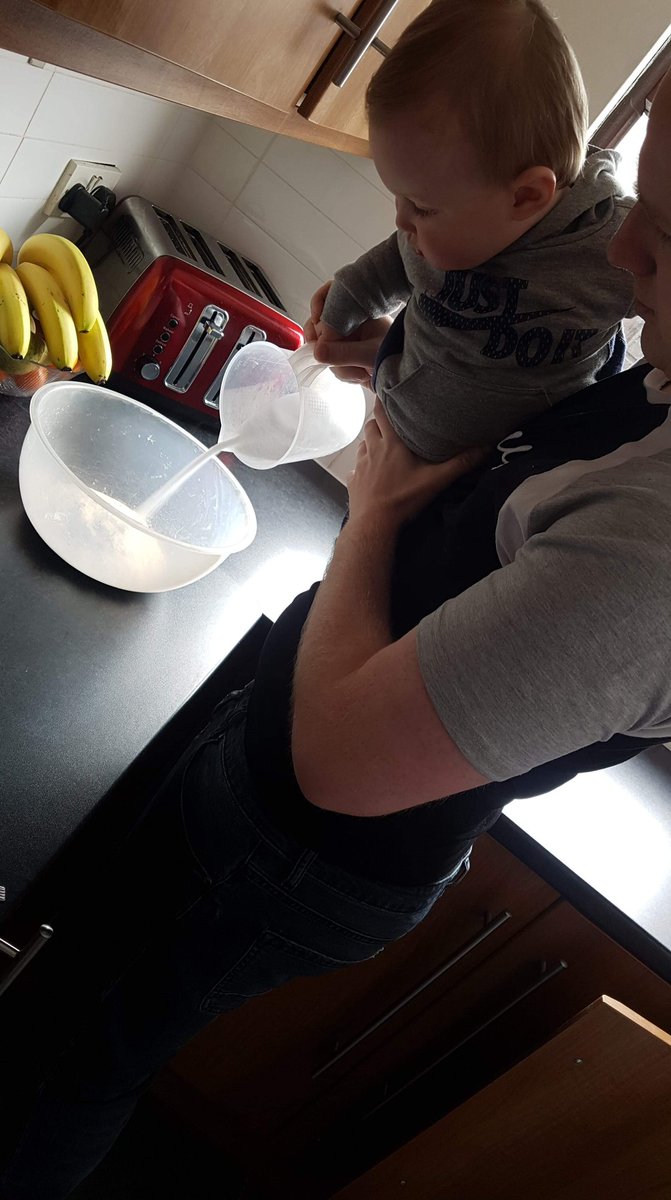 BethhDerbyshire's tweet photo. Lovely afternoon making salt dough to create a family Homemade keepsake. And a memory for years to come for Lewis so when we tell him when he is older he knows it was true😂😂 https://t.co/ArWpHHSTl5