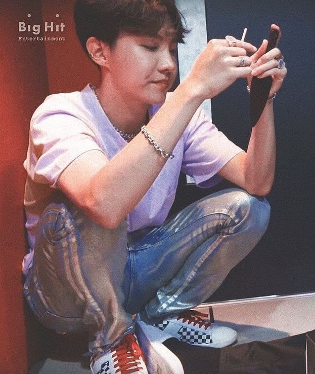 college student hoseok - a thread