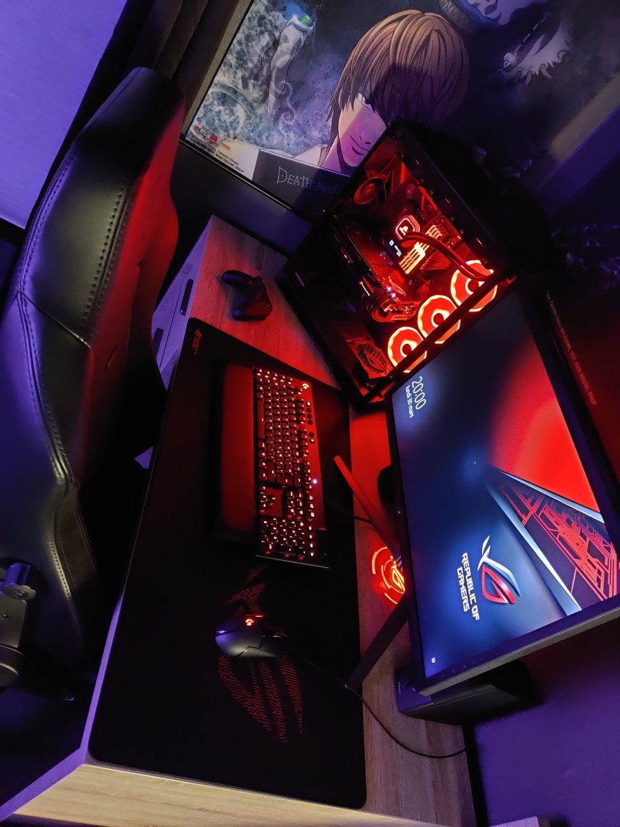 Doumont_Nicolas's tweet photo. @ASUS_ROG_FR @GamesplanetFR C'est la bonne cette fois #ROGFromHome https://t.co/kZpJ19Lv4k https://t.co/Lj00yqYlj4