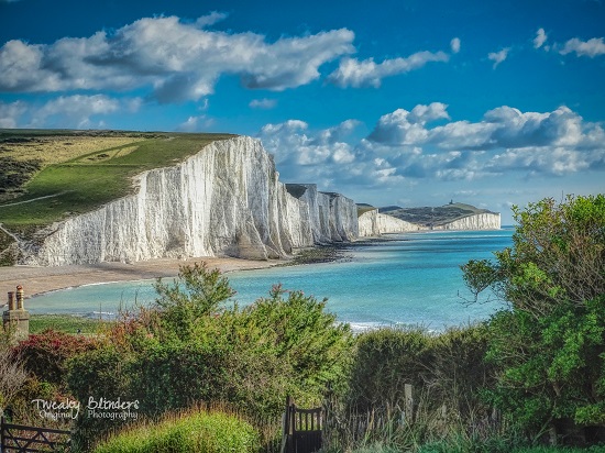 TweakyBlinders's tweet photo. On the Mooch @CuckmereSOS @BBCSussex @BBCWthrWatchers @SussexWeather @carolkirkwood @Kate_Kinsella @Weatherwithlucy @itvweather @SussexLifeMag @holycow_seaford @pad2pad #sevensisters #cuckmere #TweakyBlinders https://t.co/oydSmwWQIU