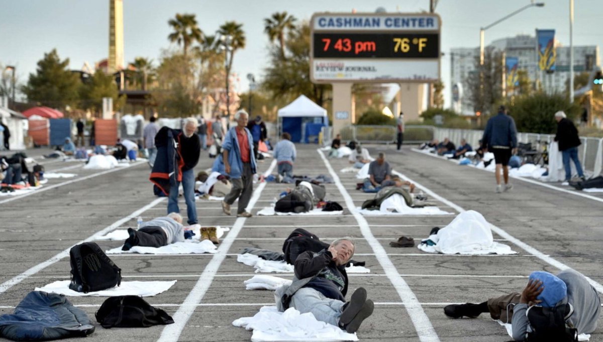 freesoul251's tweet image. And this should be the land of freedom 😑 what a shame ☹️ #USfail  #youdontcare 😡