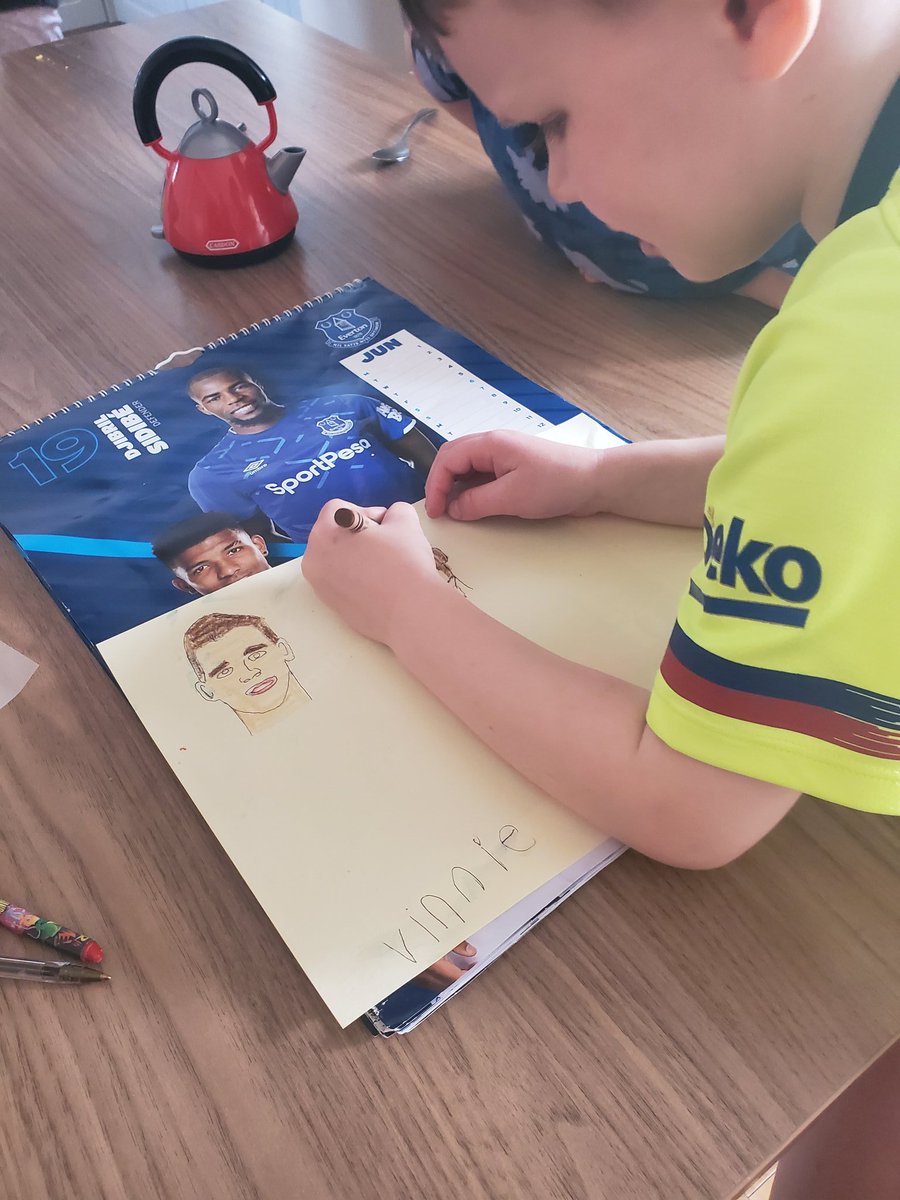 tomrushton88's tweet photo. @Everton can we get a retweet for my lads drawings of the players - Vinnie age 5 
@ToffeeTVEFC @richarlison97 @ALANMYERSMEDIA @efc_fanservices @EFC_FansForum @EITC  a thread --- https://t.co/dgf3p0qGJQ