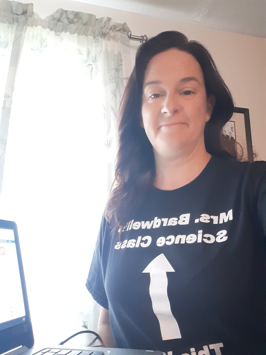 tina_bardwell's tweet photo. Shout out to @chilitodd2 and @Schoology for the perfect shirt and platform to teach from home. #BeGenoa #scitlap And you rock @scottreeves311 !! https://t.co/Tl5lgN8fH4