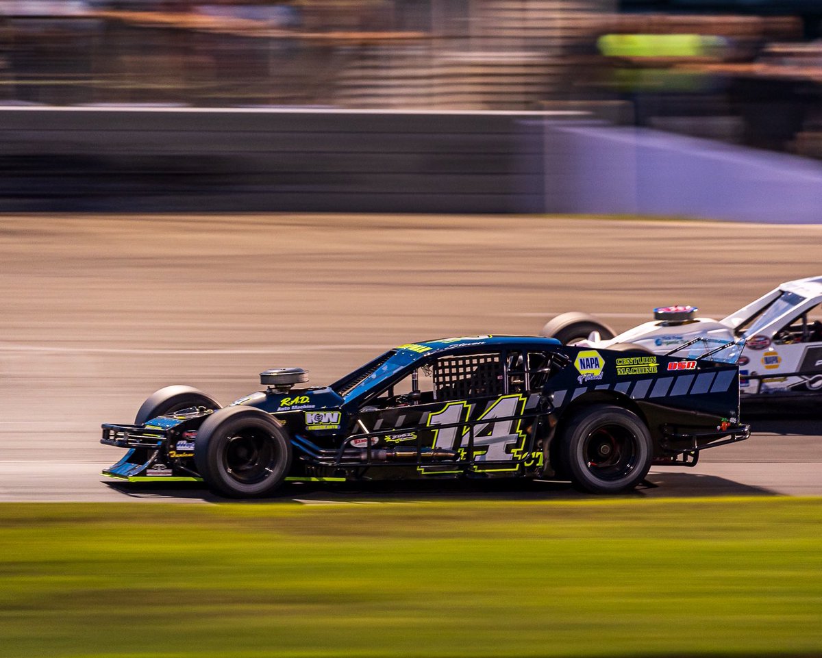 StaffordSpeedwy's tweet photo. Vroom vroom π
πΈ @tom6024
#Mods #racer #racelife #autoracing #auto #cars #staffordspeedway #openmods #autos #race #nascar https://t.co/47KYBfIAt4
