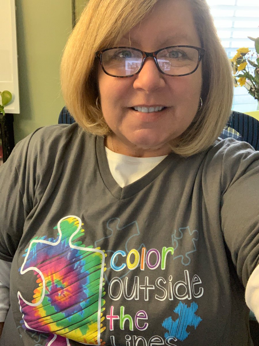 FWESIBPYP's tweet photo. Happy Autism Awareness Day!! 💜Loved seeing all of our staff in their shirts at our morning coffee chat today- will post more photos later! #fwesunlockslearning https://t.co/NTuf2fLSOp