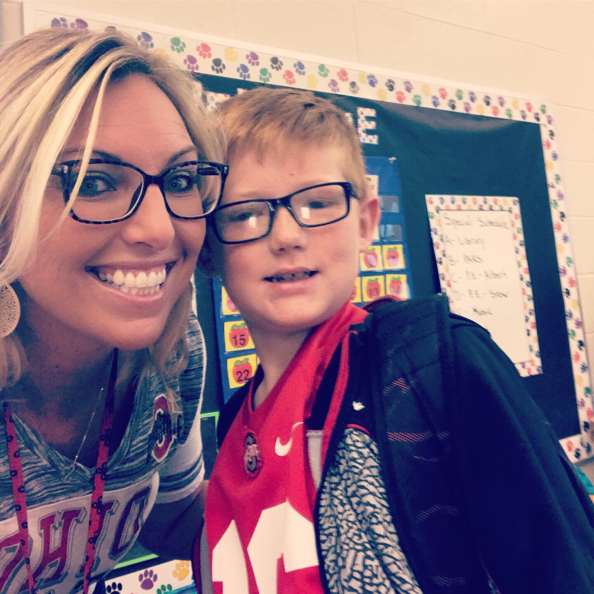 mrsmcville's tweet photo. Living my dream as a teacher! During my last year at OSU I switched from Medical Dietetics to Early Childhood Dev. after volunteering as a tutor @ColsCitySchools . I’m extremely grateful that my Mom supported it and my Dad financed it! What’s your dream job? #onlinespiritweek https://t.co/FuiFJEdDxd