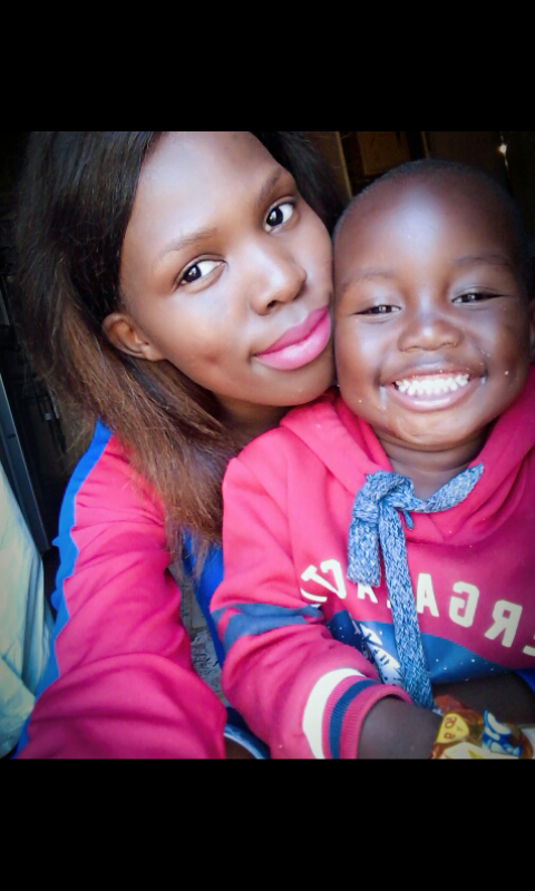 Zamahlobo7's tweet photo. @aQuelle @ShoniJohanna Spending quality time with my son ❤❤😍😍#JoyForReal https://t.co/wjOGHujygb