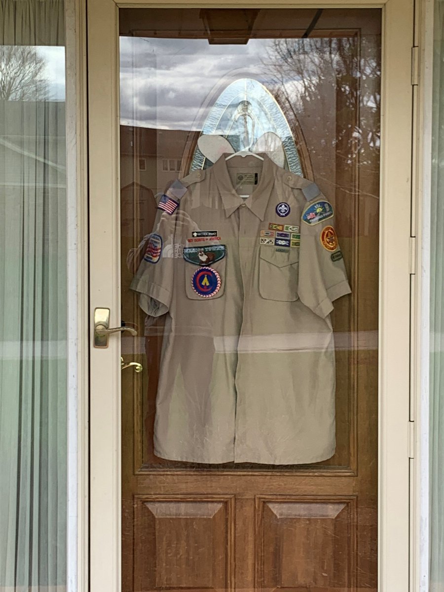 BSACrossroads's tweet photo. Can you find all the Scouting emblems near you? Place a BSA Field Uniform or emblem in your window to show your support of Scouting while at home.  Help us find them all and post what you see by using the hashtag #CACImpact. https://t.co/FhRA7qtEZo