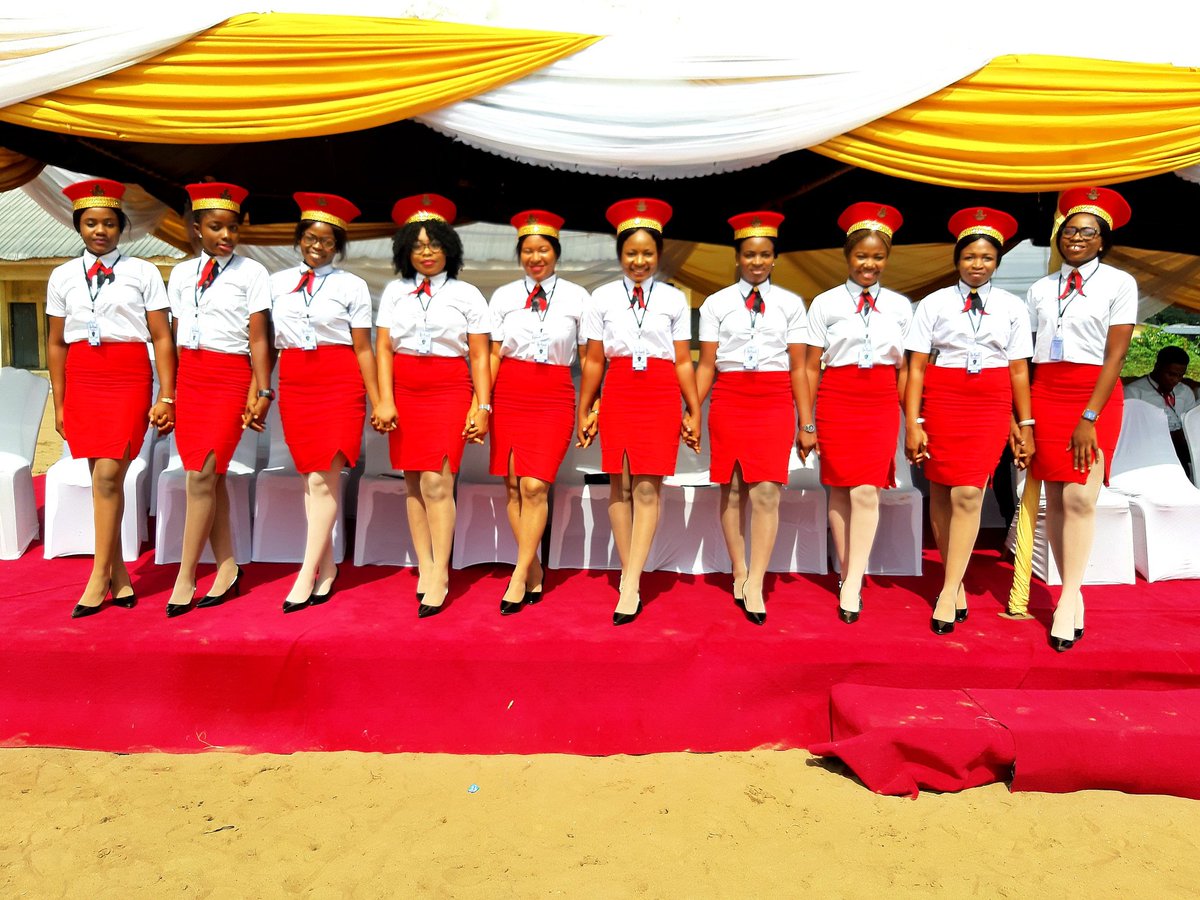 DeKlahsik's tweet photo. Your Event Hostesses https://t.co/UqBMt3WY2N