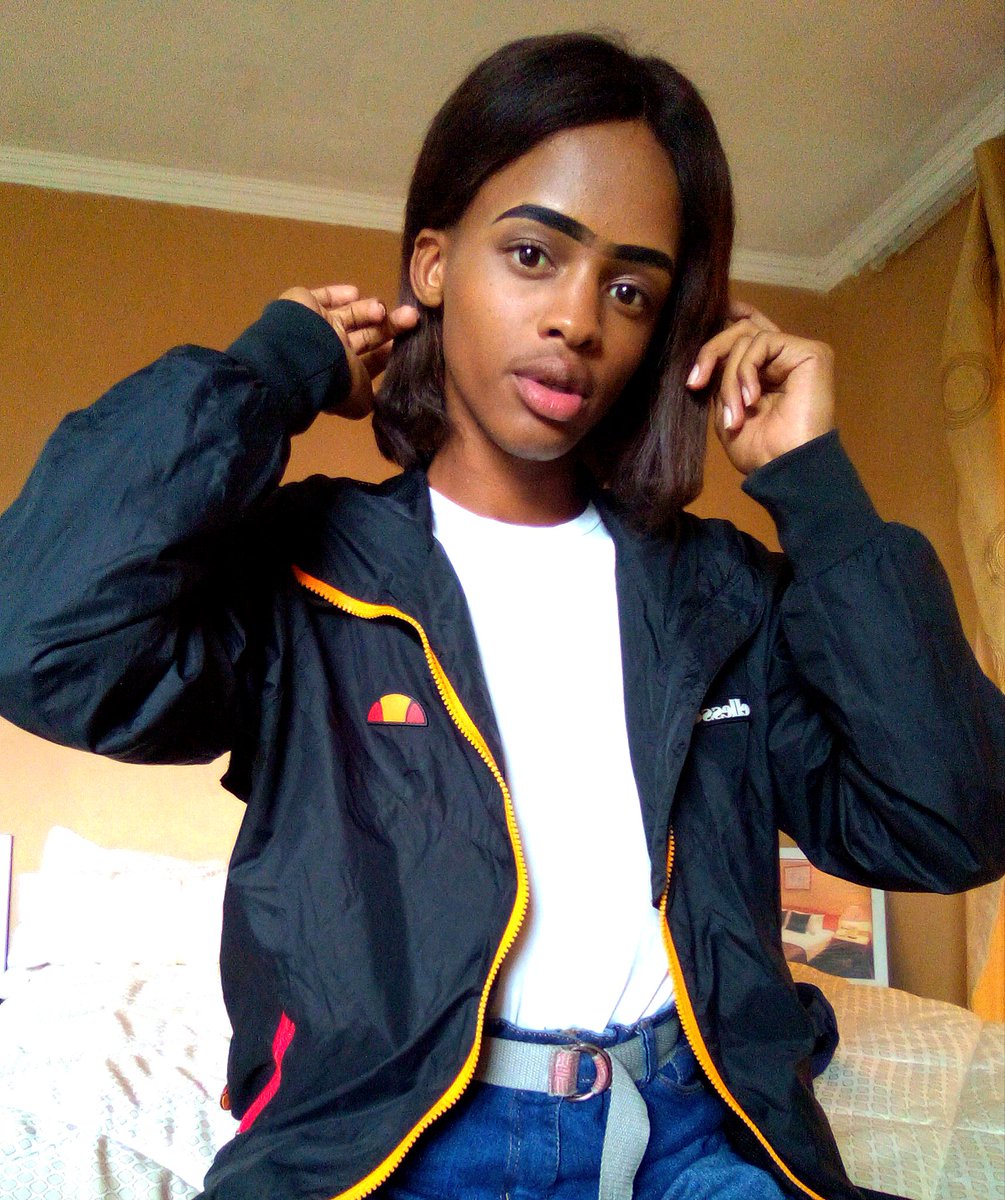 Jerome_M5's tweet photo. Okay Okay 🤒❤️✨ I saw #MenWithWeaves trending and I was like okay this is the opportunity to show y'all the real me 🤒❤️✨ and damn it felt so good to finally take a pic with my weave on😭❤️🔥✨...#Day7 https://t.co/m32AlrVbUF