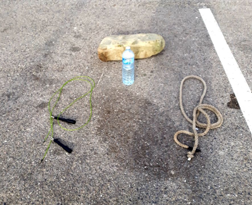 CapdevilaJean's tweet photo. Ce matin training naturel à la fraîche , réglementaire
#Cardio #Cordeasauter #Playa #Training #Motivation #Militar #pompeschallenge #Leportelplage  🤙😀💪 https://t.co/tXMaB4mmoU