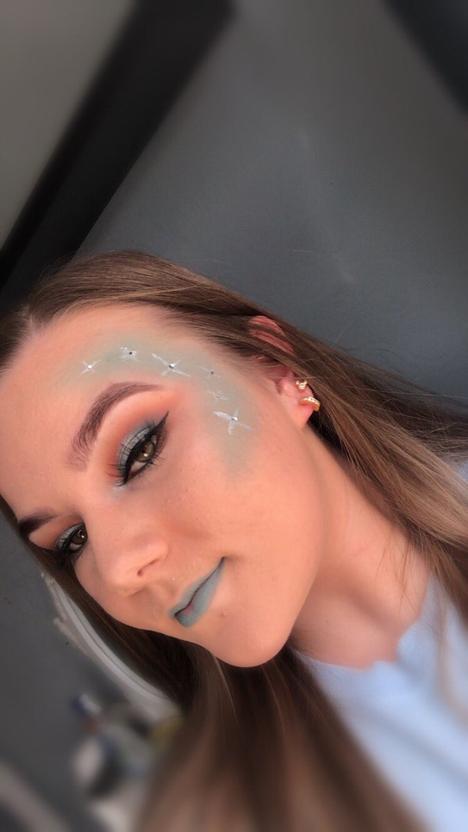 Lucymariecowles's tweet photo. So I decided to have another try and go all out... #atbchallenge
@gracedavies https://t.co/jsSQJqtzIS
