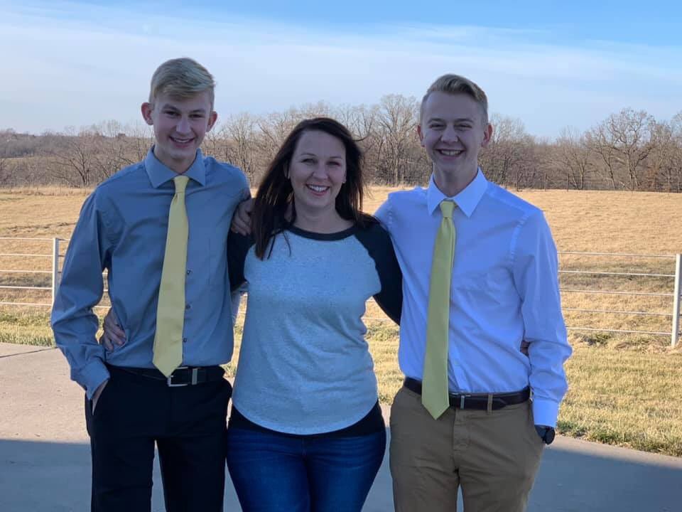 TrevorIvy1's tweet photo. The best time is family time. (Although quarinte is starting to make me change my mind a bit...) Here are some memories from this past year #ThrowbackThursday @JeffCityStuco https://t.co/zxGkA8rZ9j