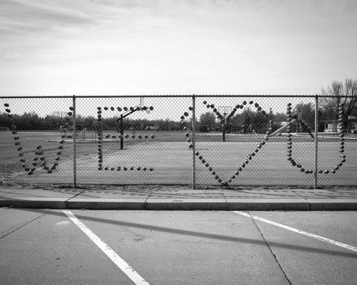 HCC_Collegian's tweet photo. Photographer @kennnethryan was out and about yesterday when he saw this at Union Valley Elementary. https://t.co/VbVKHJfNzN