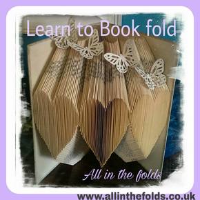 Allinthefolds's tweet photo. Are you looking for where to start with Book folding?

This little heart is the perfect starting point. It gives you all the basics needed and you can be finished within the hour! 

Give it a go and share your photos! 
https://t.co/QO9VtIkjl0 https://t.co/3E4MFe65Wt