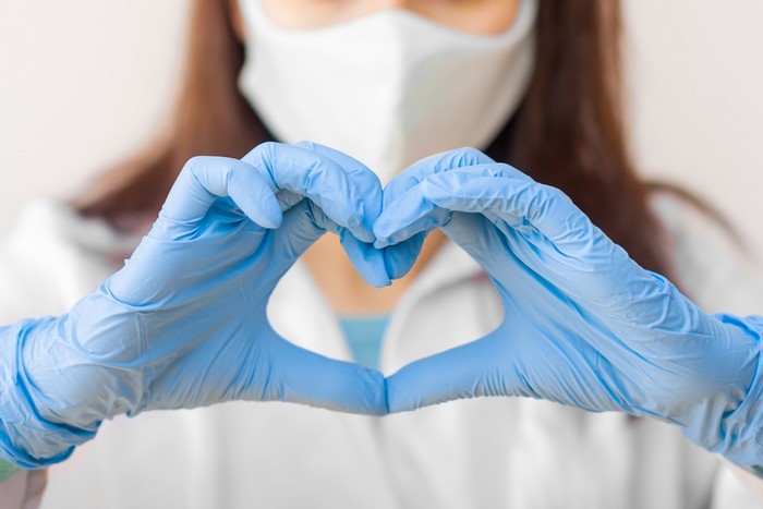 gamet_sa's tweet photo. Sensible à l’appel à l’aide du @Groupe_DomusVi , le Groupe @TEKFLOW fait appel à votre #générosité pour des besoins en matériels de protection : sur-blouses, masques ou gants pour nos #EHPAD En savoir + : https://t.co/GMtgFLmQRv #COVID19france #dons #EnsembleAvecNosSoignants https://t.co/HCNbFy8yXn