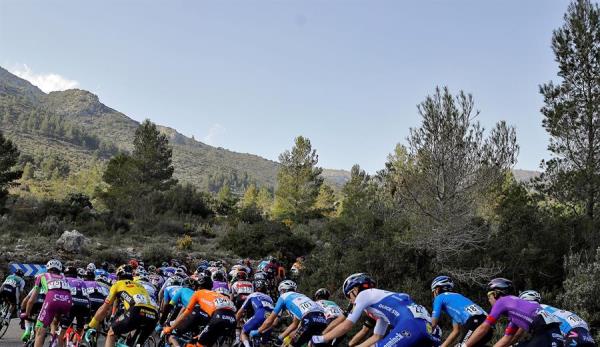 SoyNuevaPrensa's tweet photo. Tour de #Francia descartó correrse sin público - https://t.co/wFVPwwMQiF
#SoyNuevaPrensa #CorreráConPúblico #Eventualidad #Organizacion #SinFechas #Ciclismo #Deportes https://t.co/cdUd7Hyscm