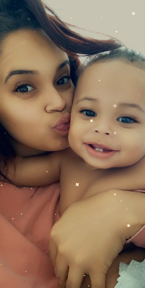 Muvahood4's tweet photo. Yesss MY MF TWIN 😘🥰😍 he’s literally about to be ONE ☝🏽😫😭  #icanthandlethis #biggybanks #papa #myman https://t.co/t0GqkkAtcG
