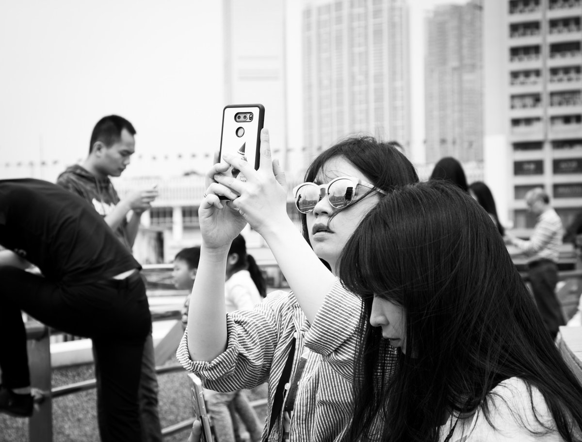 Morning friends! I hope you all slept well but if you didn't that's okay too, I get it.Thought I'd show some travel photos; I'm not nearly as experienced at travel photography as portraits but I try.Here's a picture by Kowloon Bay in Hong Kong