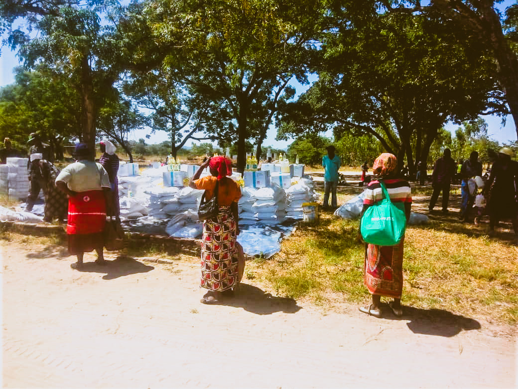 We have adjusted the way we do things to match our current situation, especially during food distributions. Social distancing shouldn’t be rocket science, and it isn’t. #WorldVisionInZim #COVID19