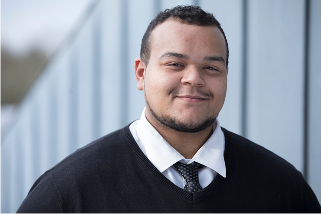 The latest #FindingYourFuture video just went live! Listen to Taurai Horton <a href="/nationalgriduk/">National Grid UK</a> talk about being one of the first employability interns of 2013, making friends, loving his role and working hard to change his life! #WorldAutismAwarenessDay
youtube.com/channel/UCM3Vm…