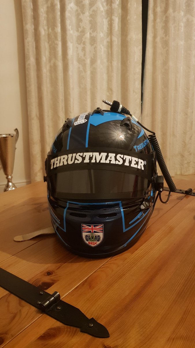 TMThrustmaster's tweet photo. #VirtualVSReality
Our friend @Will_Tregurtha showing off! How cool is this helmet?! 🤩💯
▶ Check out his website: https://t.co/zvhqDwwTJW
@thebrdc https://t.co/7DAV0TFpmt