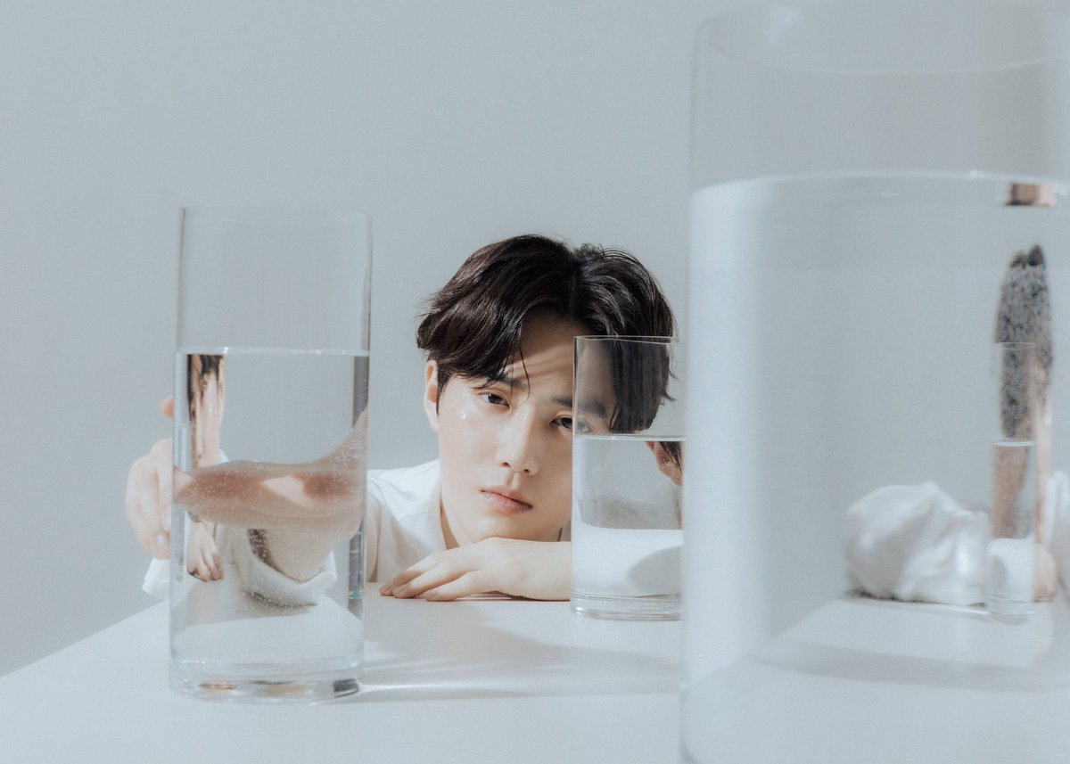 shopfankpop's tweet photo. (เปิดจอง) โปสเตอร์ EXO SUHO 1st Mini Album "Self-Portrait" 🐰👨🏻‍🎨💗
มี 2 แบบ
- Archive #1 ver.
- Archive #2 ver.
แผ่นละ 60 บาท 
ค่าส่ง50/70 (ส่งใส่กระบอกโปสเตอร์)
สนใจสอบถามได้ค่า🥰❤️ https://t.co/LMpyt5rT7y