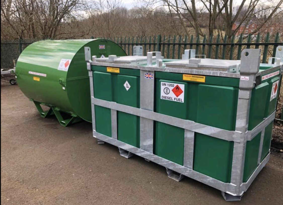 trailerengineer's tweet photo. Polycubes across the country are supporting generators during this crisis period providing emergency power and back up power 

#planthire #fuelcube  #polycube #equipmentrental #equipmenthire #diesel #generator #generatorfuel #emergencypower #fuel #powergeneration #backuppower https://t.co/eDJ5pyxrsk