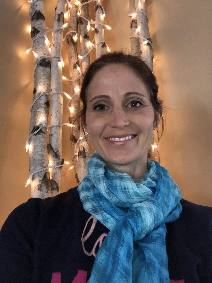 Lighting it up blue today for all my special students! I am missing you all so much. #LightItUpBlue #AutismAwareness <a href="/GrapeviewSchool/">Grapeview</a> <a href="/dsbn/">District School Board of Niagara</a>
