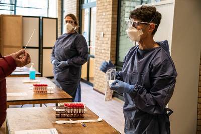 Universiteit en ziekenhuis Nijmegen zoeken geld voor productie nieuw beademingsapparaat
gelderlander.nl/nijmegen/unive…