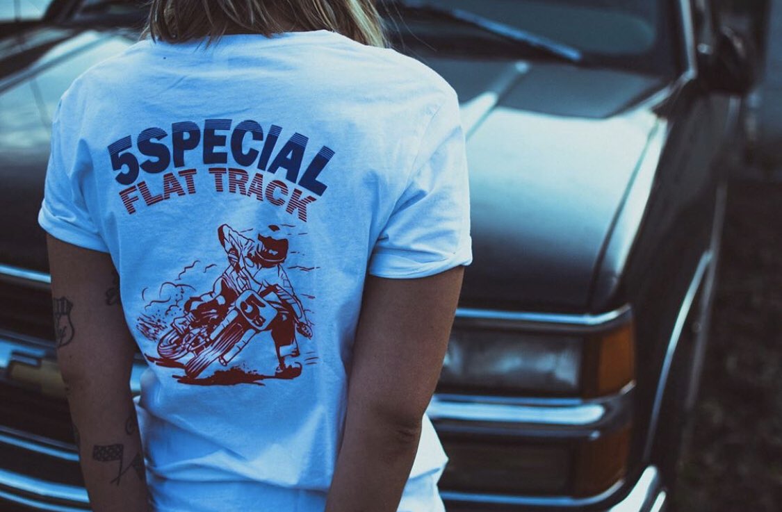 5specialco's tweet photo. Fast &amp; Belle | find your T-shirt in our collection Organic Cotton 🏁 https://t.co/uFPOLMbtxk