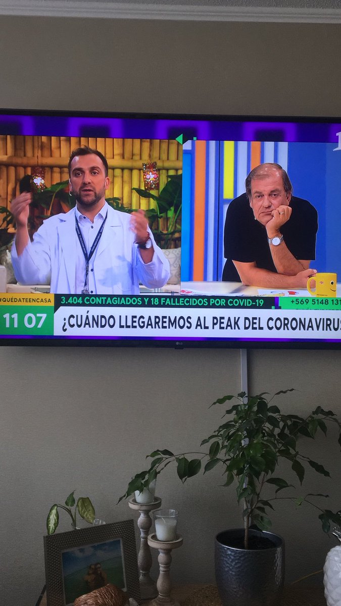 Matti_Fabres's tweet photo. Políticos amurrados por que no pueden hablar.  Déjenlos en la casa!!
Mejor que hablen y expliquen en tv, profesionales de la salud. #QuedateEnCasa https://t.co/tBJ4PwRNNX