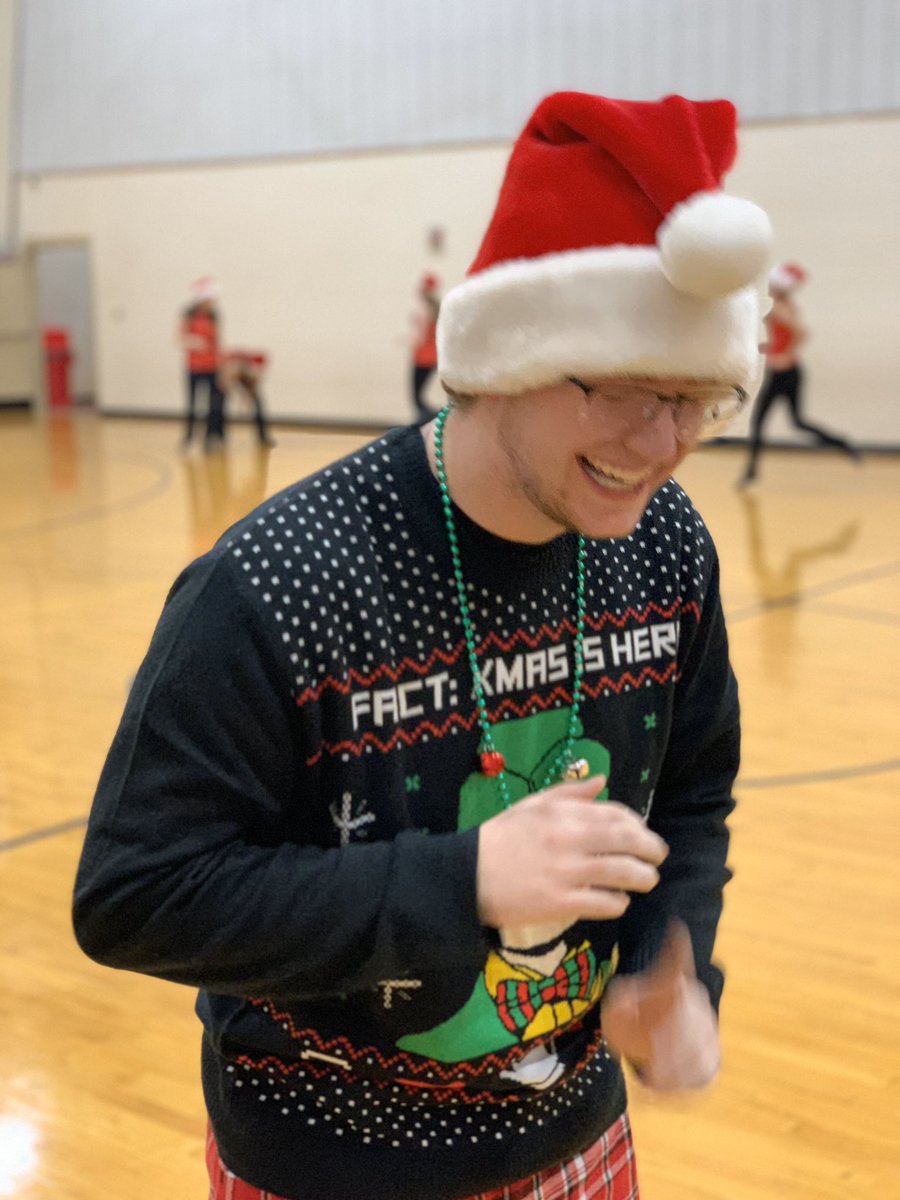 FenwickDance's tweet photo. Thank you to this honorary Dance Team Dude for making our morning announcements extra awesome! #FenwickFromFar #AlwaysLaughing #GoFalcons ❤️💛🕺@BishopFenwick1 @fenwicksports @TheFenwickFlock https://t.co/PHkDwWzQLG