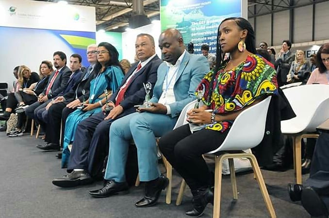 Allintrade's tweet photo. #Tbt:On 6th Dec. 2019, our M.D Muhammed Lubowa was awarded the FIRST EVER GCF Green Champion for the Climate Entrepreneur Category hence representing #Uganda on a global scene.
#COP25 #GCFAwards
Photos: IISD Reporting Services/ Diego Noguera & GCF/Angeli Mendoza https://t.co/apsVR2J54f