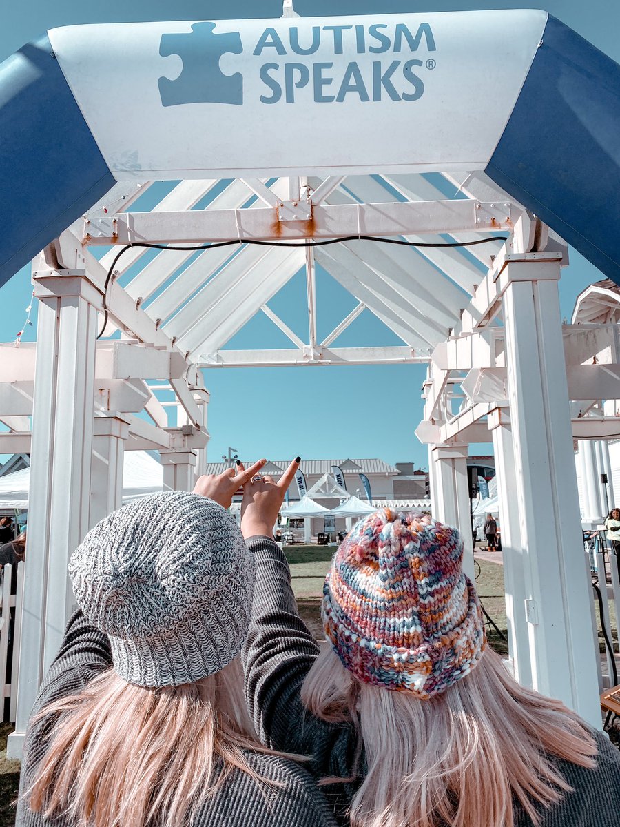 AXiD_ODU's tweet photo. Today is World Autism Day! ✨ Join us in Lighting it up Blue and spreading awareness for Autism Spectrum Disorder 💙✨💡 Be sure to tag us in your pictures @AXiD_ODU #AXiDWAM 🤩 https://t.co/tNzF0brjXn
