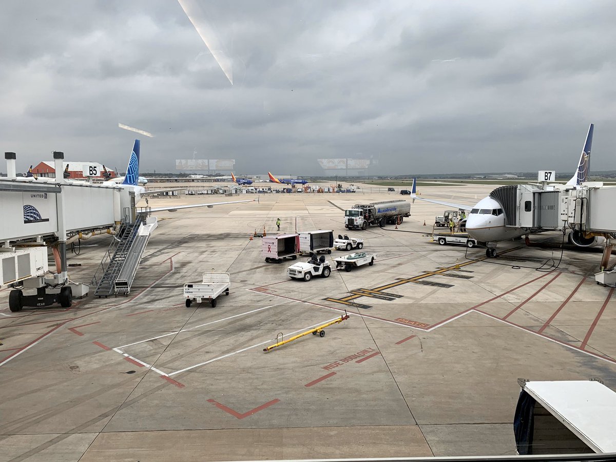 SATairport's tweet photo. SAT is open for those with essential travel needs. For our friends, family and passengers, we hope you’re staying safe at home. When this is over, we will be ready to serve. https://t.co/Plsa0GcuG2