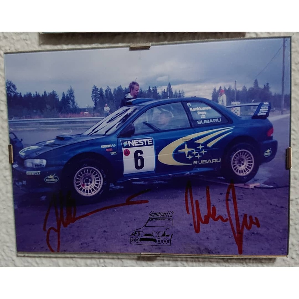antoari12's tweet photo. https://t.co/83HHhAuxxl Happy Birthday @juhakankkunendrivingacademy #juhaKankkunen + #JuhaRepo #1999NesterallyFinland (winners 😀 🏆 🍾 👏🏻 👍🏻) #Subaruimprezawrc #Subaruimpreza #STI #prodive @prodriveofficial https://t.co/WSuVc7T19q