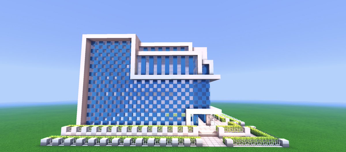 Kogumapro こぐまぷろ お試し建築です 大きめの建築しました こないだからカラフルなものにはまってます なんか研究所っぽいかな うーむ 何かに使いたいですな Minecraft建築コミュ マインクラフト Minecraft バニラ建築学部 T Co