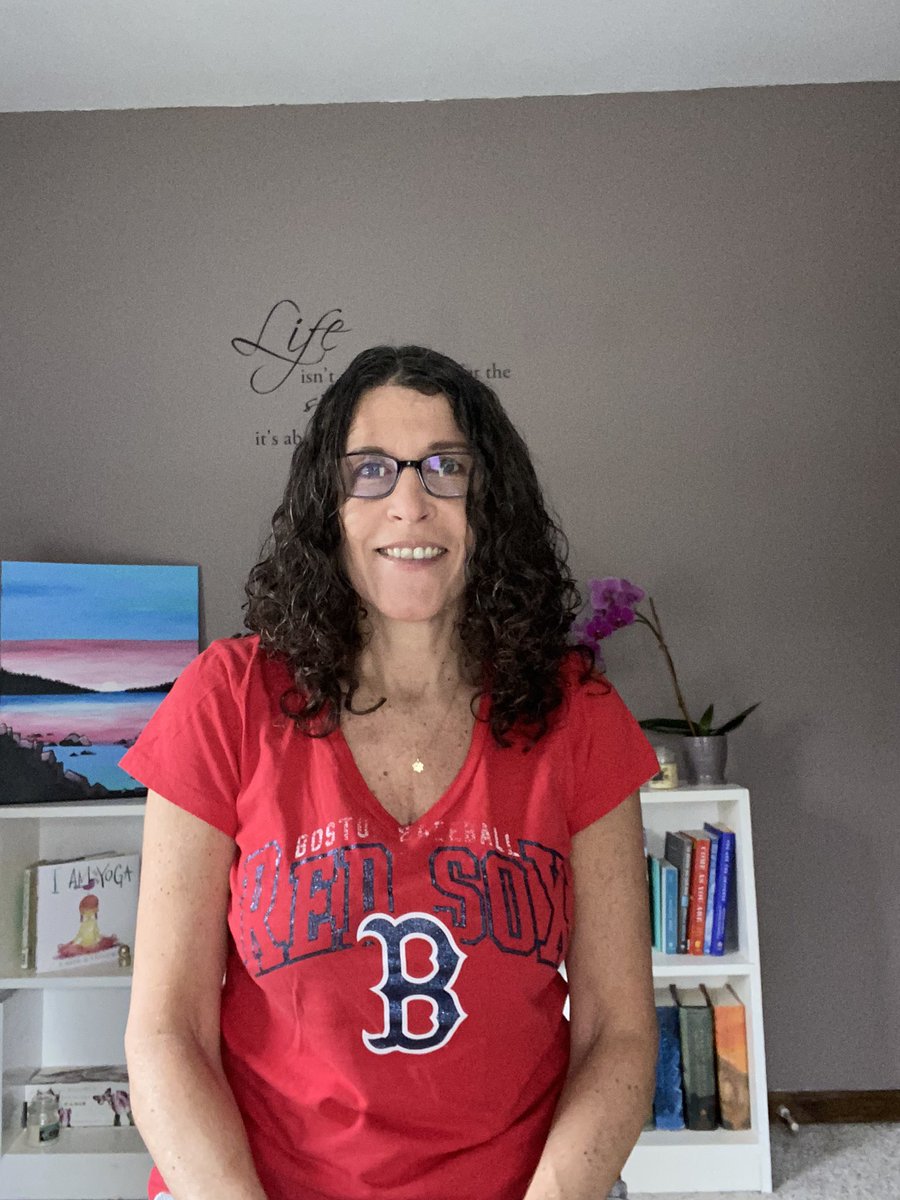 psmkenney's tweet photo. Happy sports day for Holliston spirit week! #HESspirit #MillerSpirit #PlacentinoSpirit @FredMillerHPS @SamPlacentino #HollistonInnovates @hollistonHFT https://t.co/HDicwYSzLB