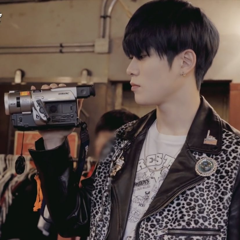 low quality jaehyun tweet media