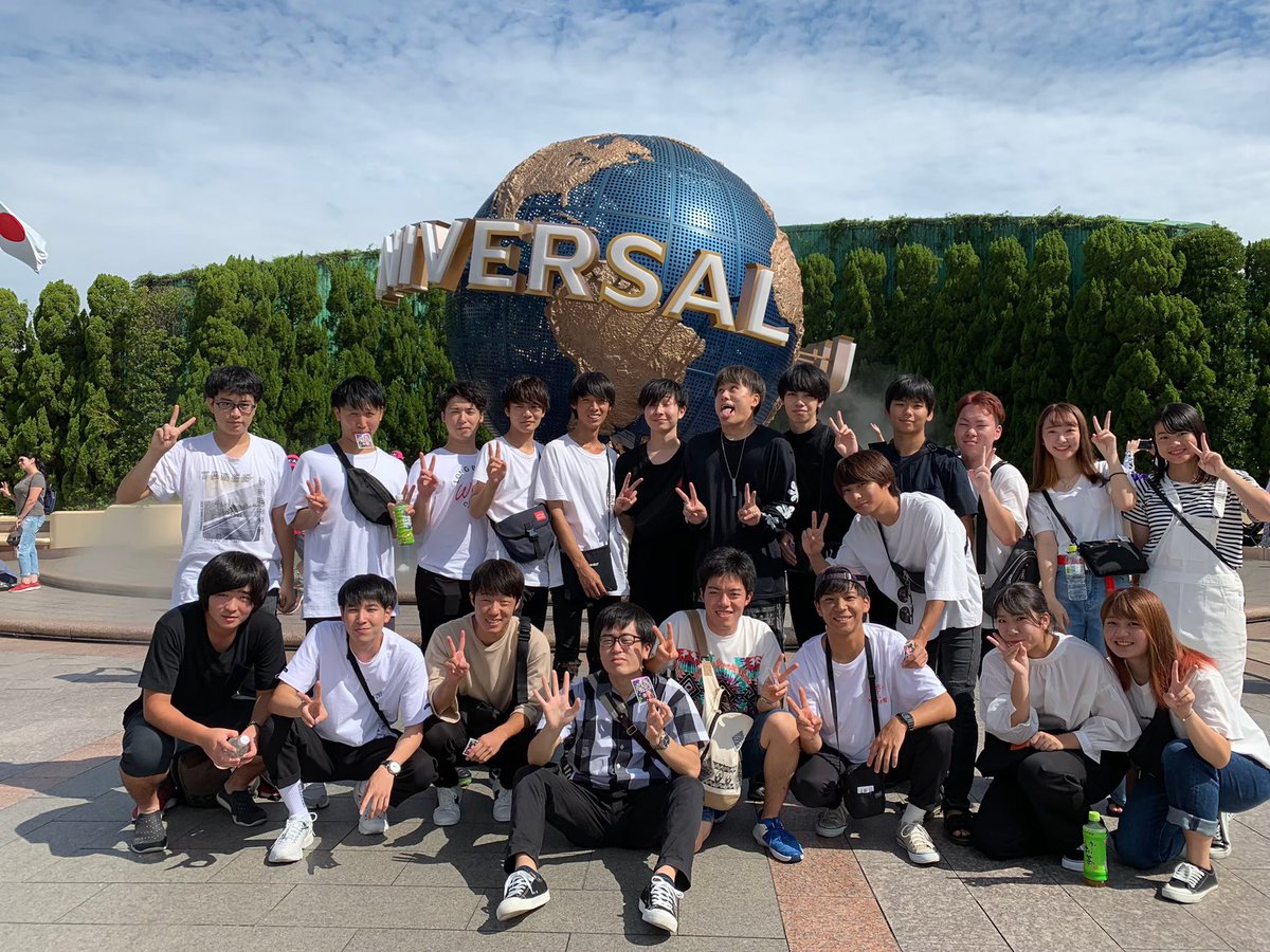 kyusanRA's tweet photo. 入学おめでとうございます❗️
九州産業大学公式サークルのリターンエースです🎾毎週月曜と木曜に海の中道で活動してます😆テニス以外にもサークル旅行やみんなでご飯食べに行ったりしています❗️初心者も大歓迎ですので興味がある方はぜひ見学に来てください😎
#九産大 #春から九産大 #九州産業大学 https://t.co/G2hANl6Gnl