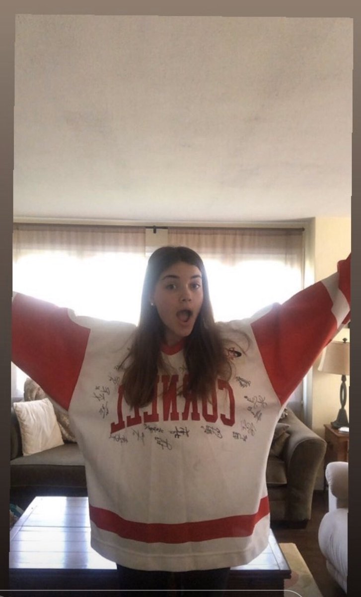 Big 👏🏽<a href="/IHSGHockey/">Ithaca Girls Hockey</a> and <a href="/LilRedGLax/">Ithaca Little Red Girls Lax</a> ⭐️Shea Baker showing love for the @CUBigRedHockey <a href="/CornellWHockey/">Cornell Women's Ice Hockey</a> teams whose seasons were sadly cut short—both teams finished #1 in the final ranking. #VirtualSpiritWeek